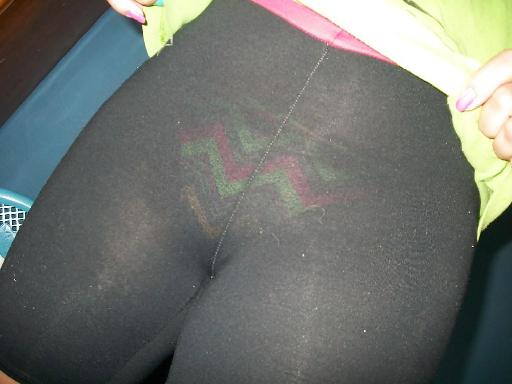 9P Latina mature tights panty and cameltoe