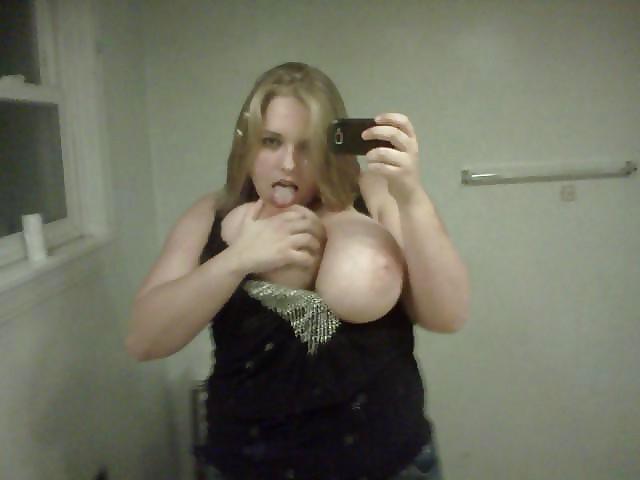 8P Huge perfect tits, self shoot