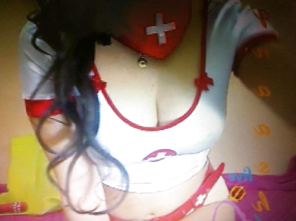 24P Arab hijab cam