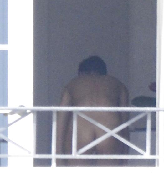 25P Rihanna-NUDE- HOT HOT HOT !!!!! NO FAKE