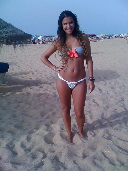 25P New horny teen sluts from facebook - HAIRY OR SHAVED ?