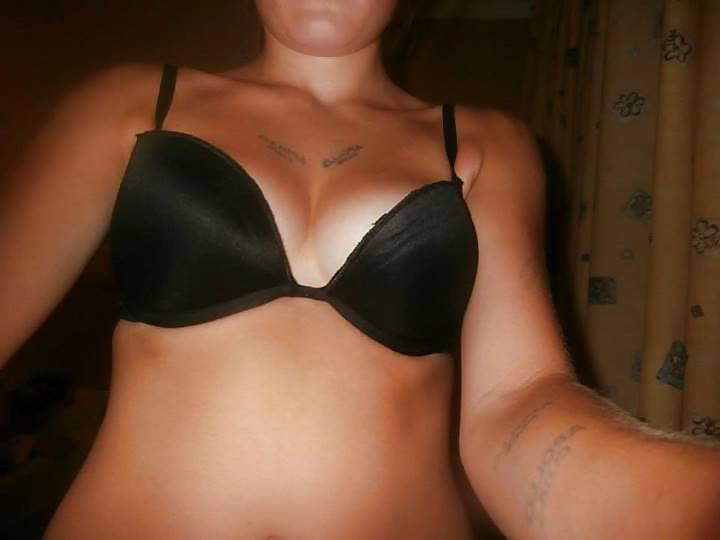 25P New horny teen sluts from facebook - HAIRY OR SHAVED ?