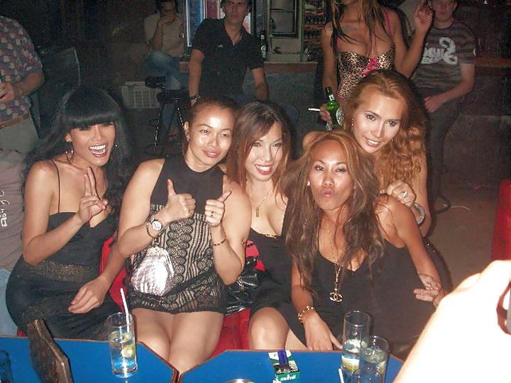 25P A couple of Pattaya Ladyboys