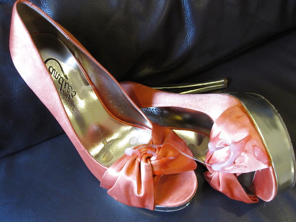 15P Orange & Gold High Heel Shoes Cummed III