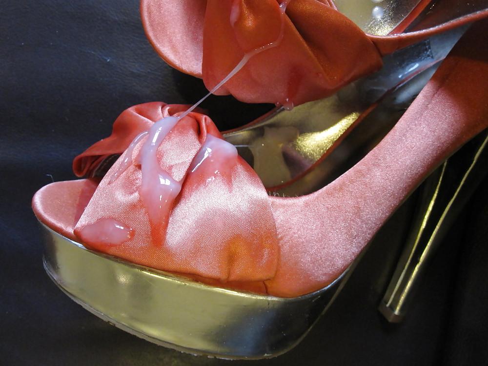 15P Orange & Gold High Heel Shoes Cummed III