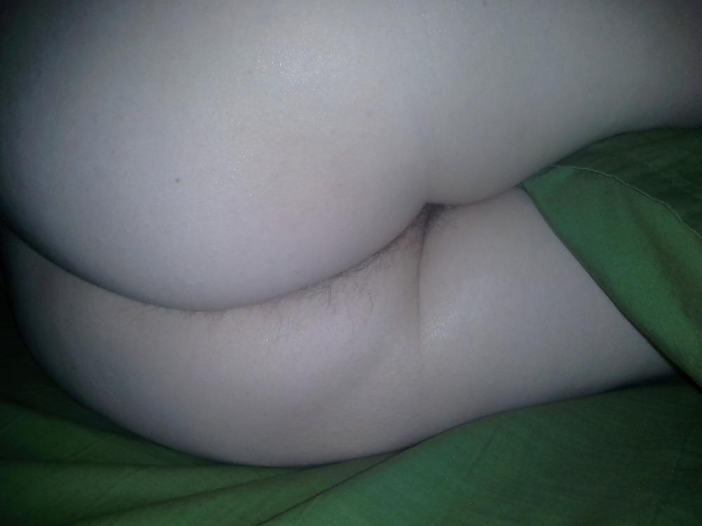 20P Hot wifes perfect ass
