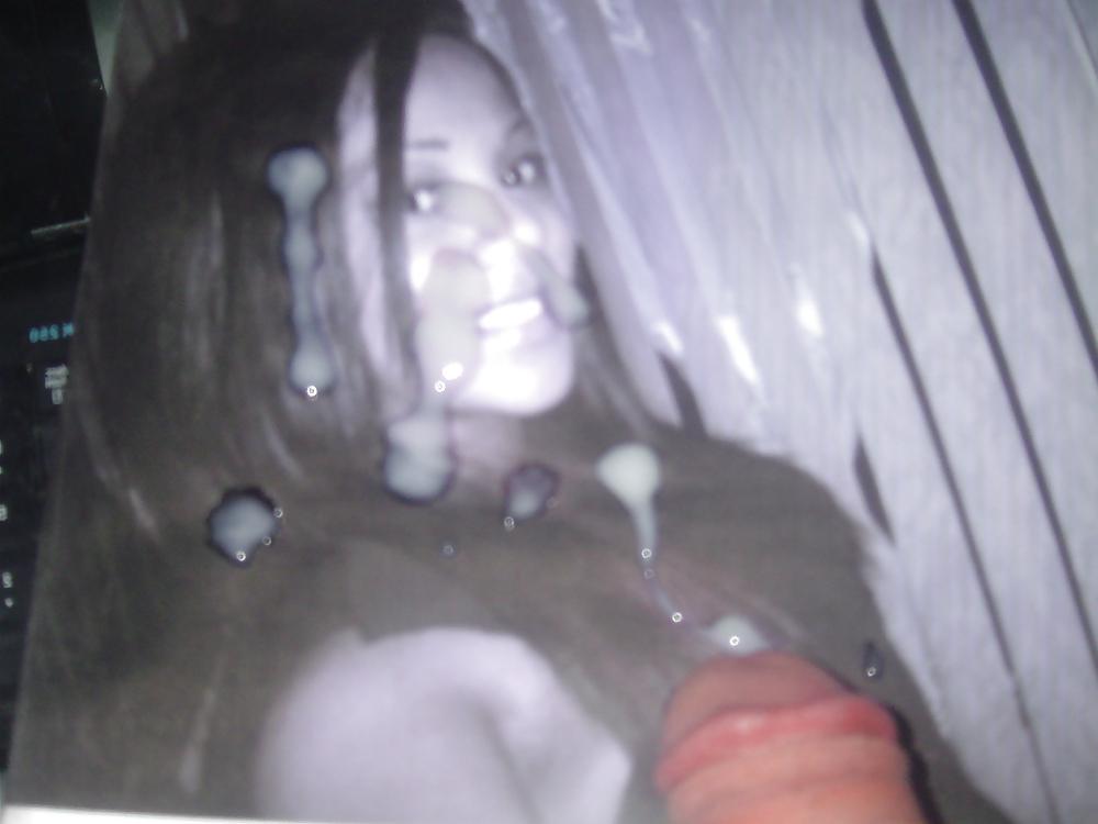 6P Cum all over RESHMAS face 2