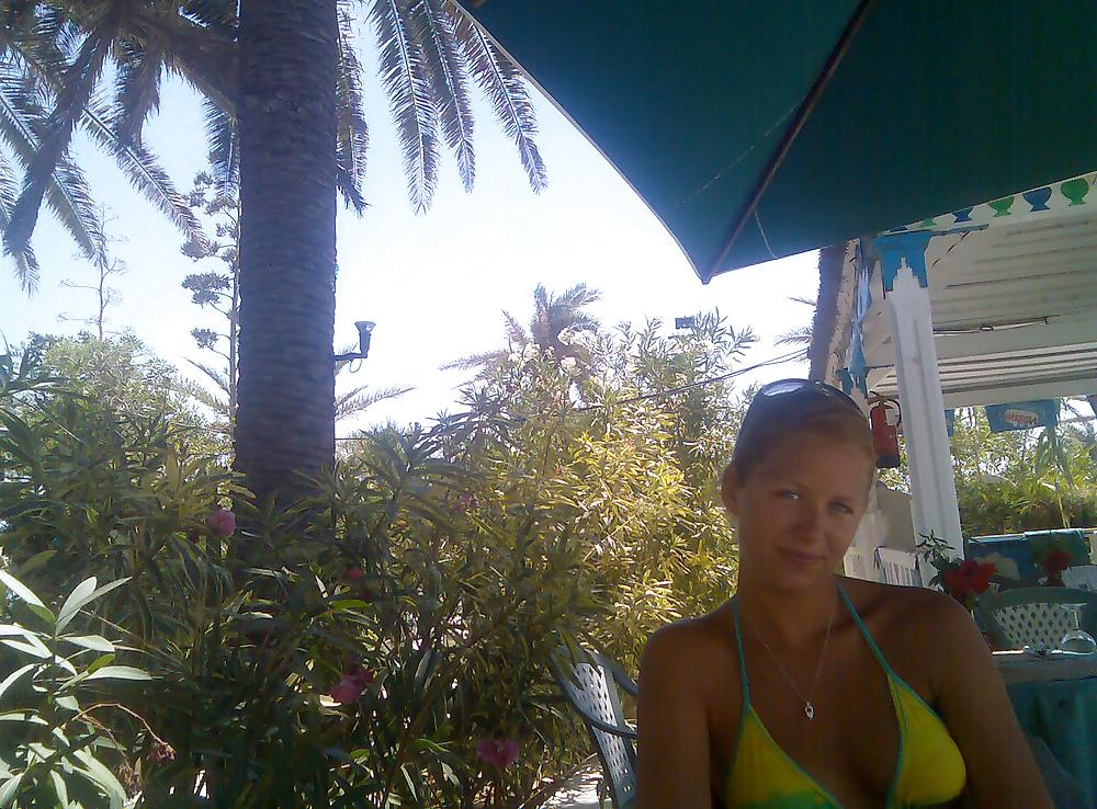 25P Couple on Vacation