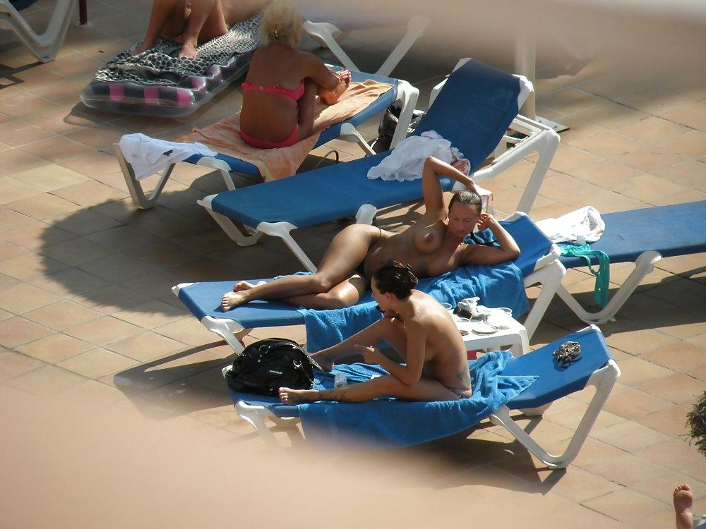 25P Hotel pool