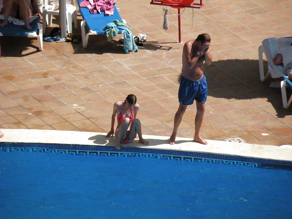 25P Hotel pool