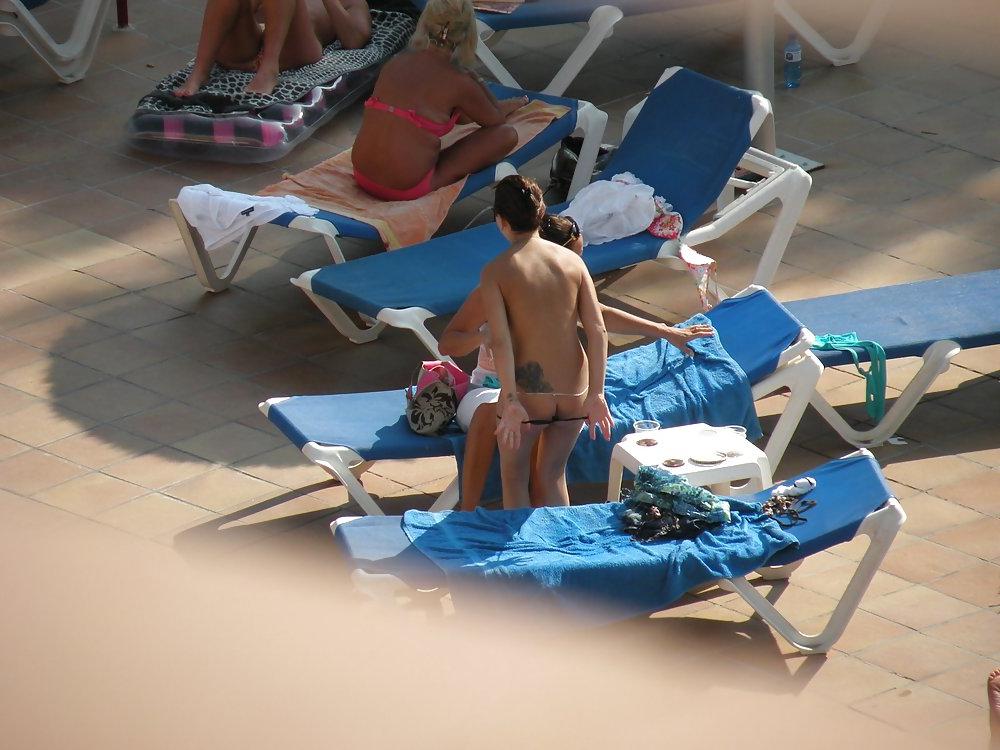 25P Hotel pool