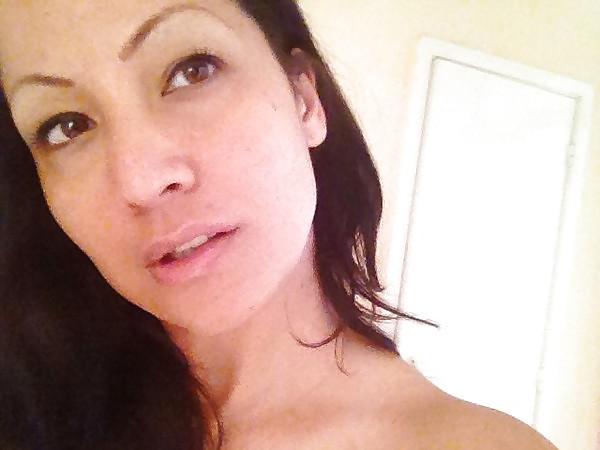 22P Big Tits MILF Hungarian Prostitute Hooker 