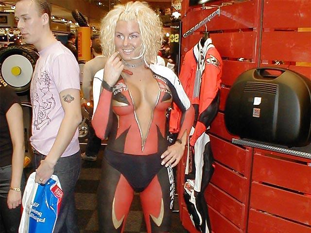 25P Sexy girl race car and moto