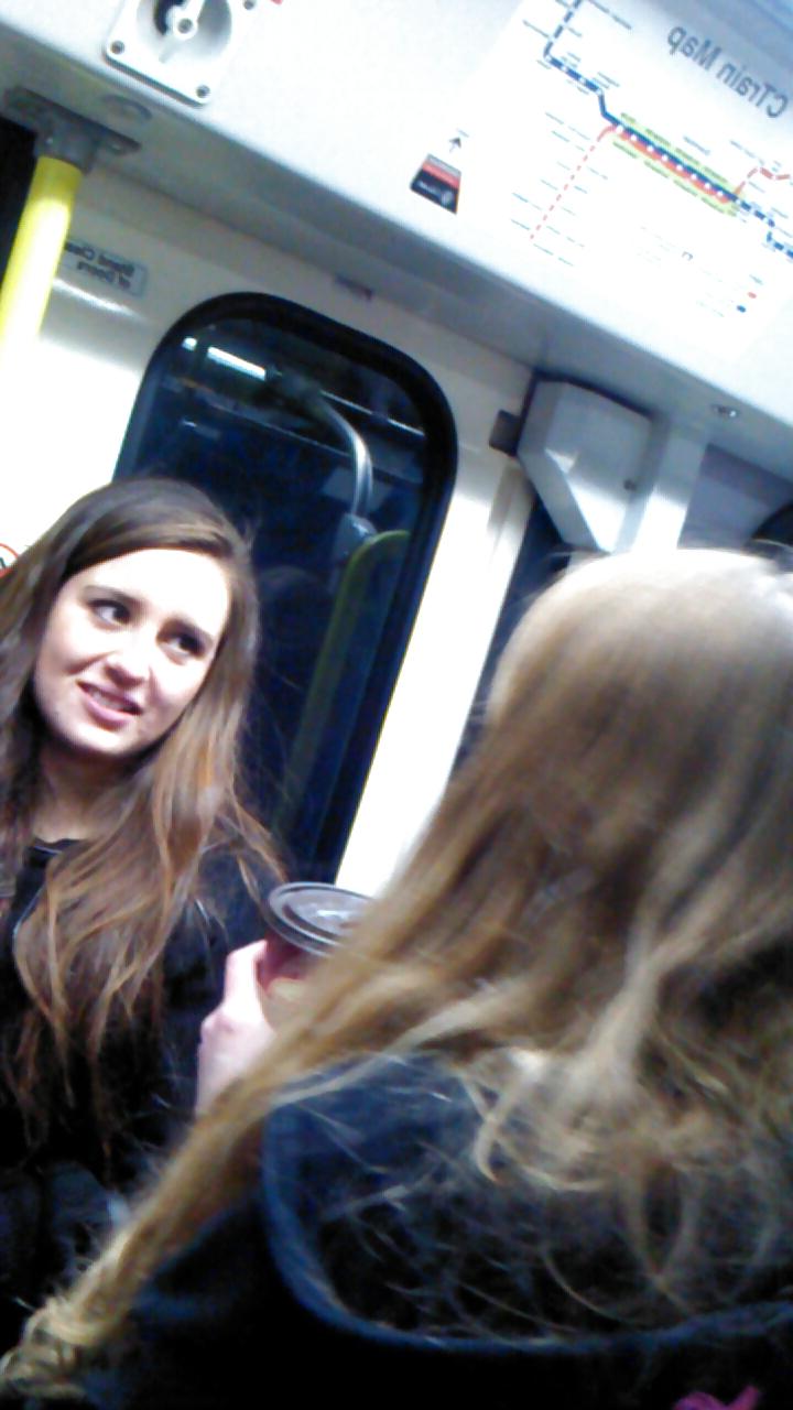25P Voyeur - lovely ladies of public transit