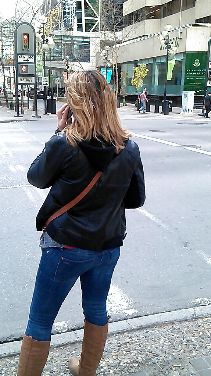 25P Voyeur - lovely ladies of public transit
