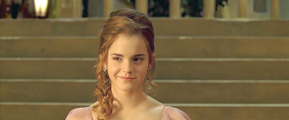 25P Emma Watson Sexy Pics Over The Years
