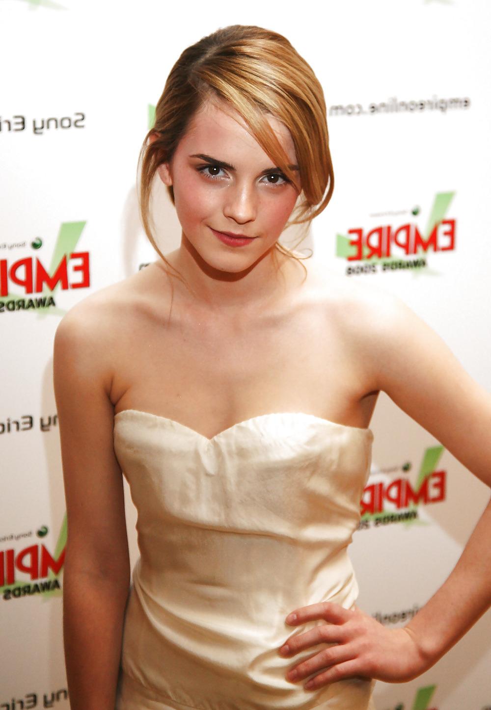 25P Emma Watson Sexy Pics Over The Years