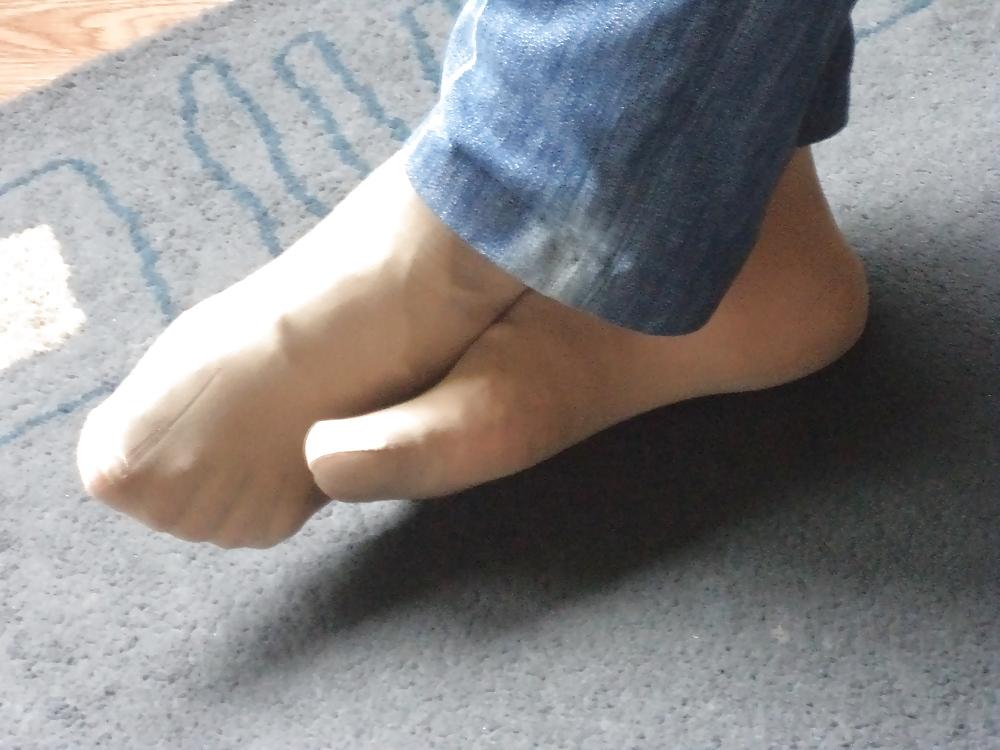 7P My Homemade Pictures - Nylon feet (Vesna)