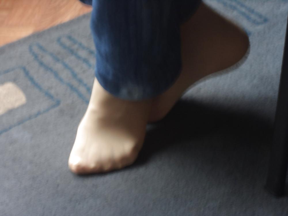 7P My Homemade Pictures - Nylon feet (Vesna)
