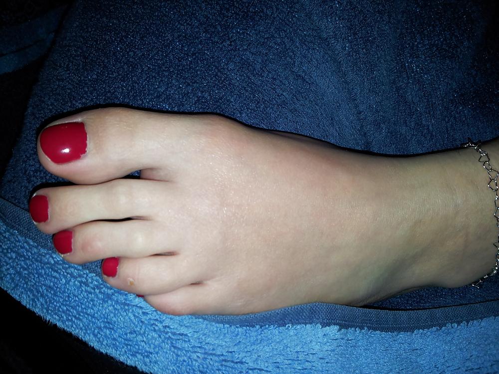 6P Wifes sexy polish red toe nails feet