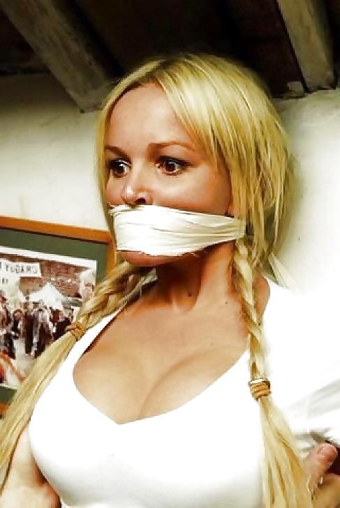 23P Gagged