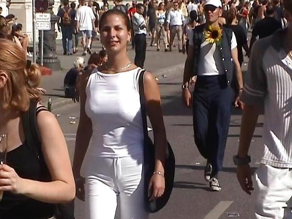 24P Fotze frisst Hose - cameltoe