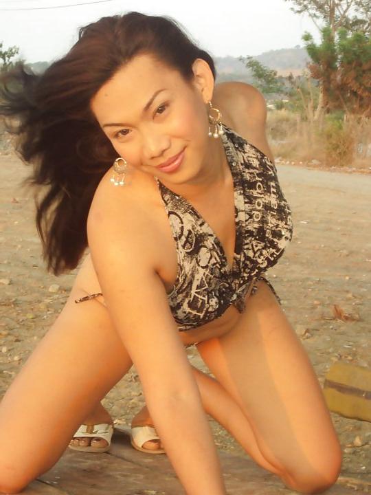 9P YOUR PERFECT T-GIRL NEXT DOOR