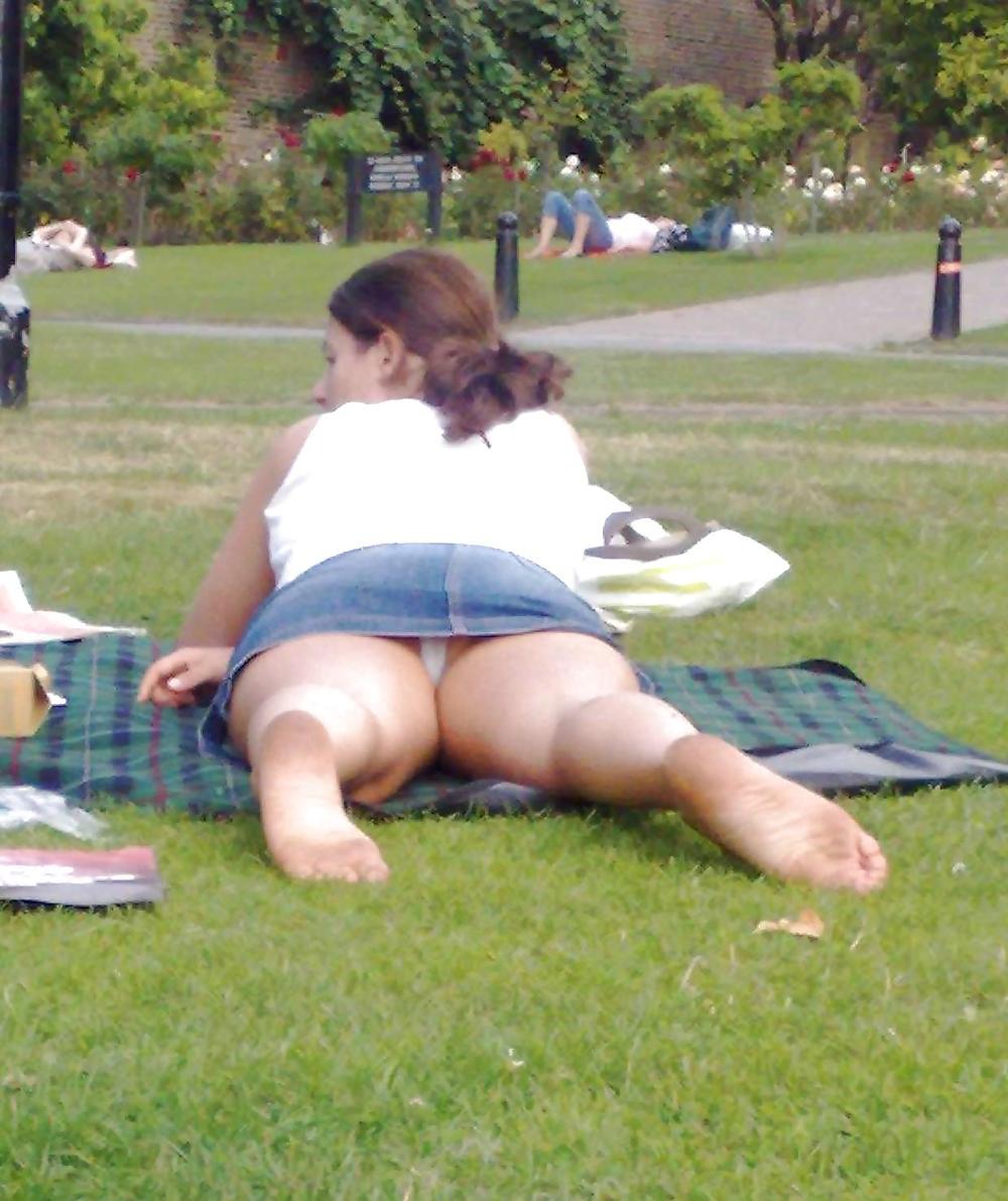 25P Upskirts1