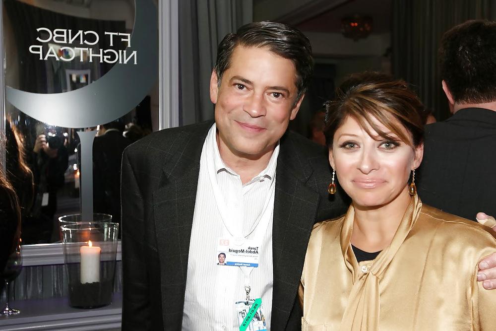8P Maria Bartiromo - Gold Satin Bow Blouse