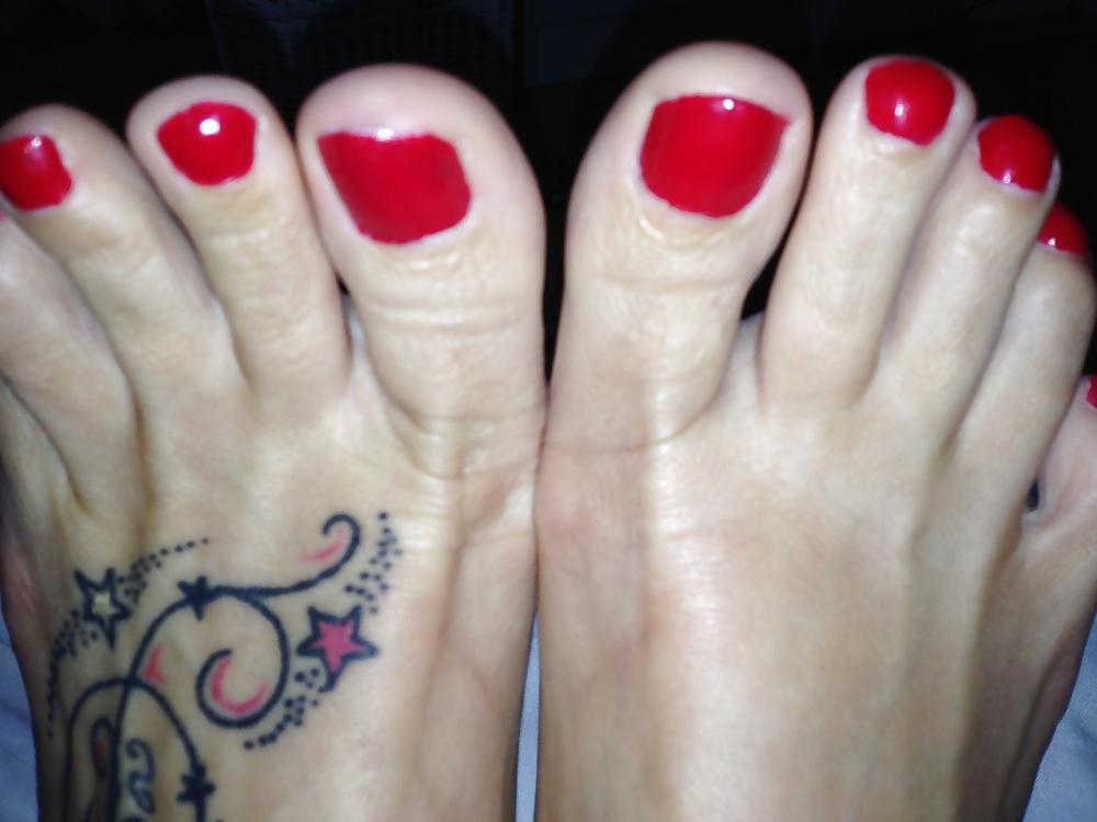 5P Gone back Red do you like? Would you like to cum over um?