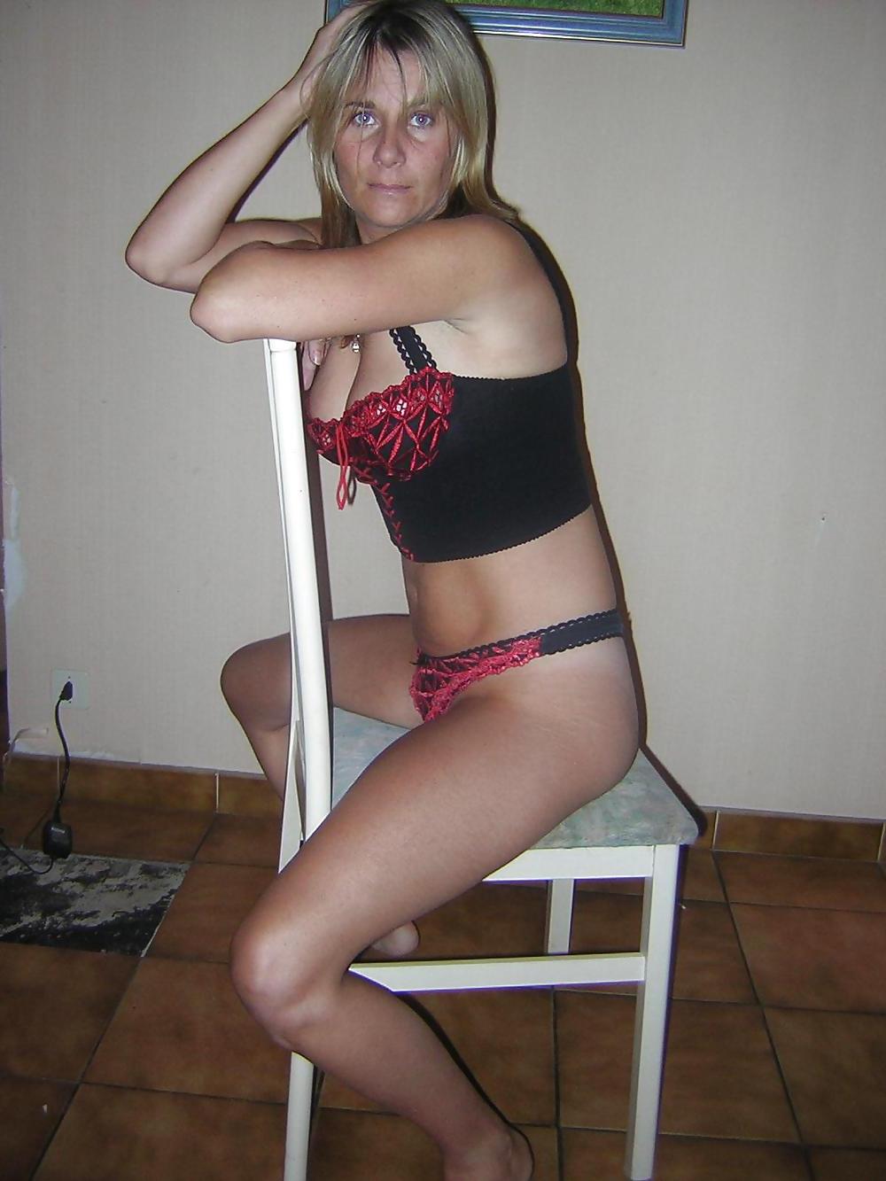 24P Very attractive girl