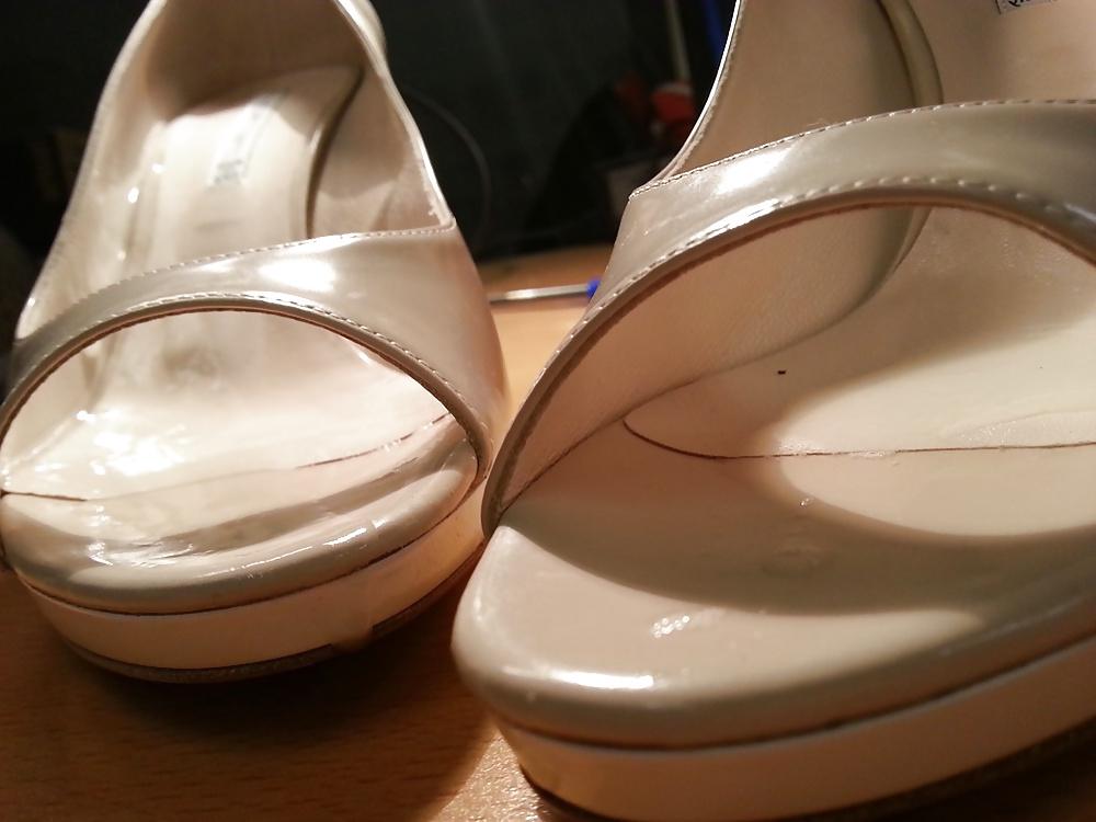 8P Fuck and cum my mother's peep toe sandals