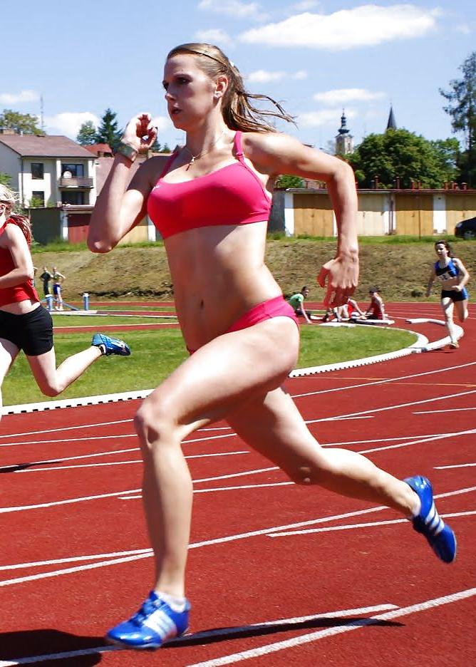 15P Sports and Athletic Women 7