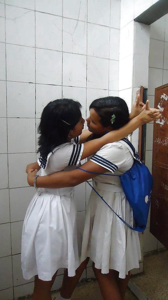 19P Otra mas de colegialas