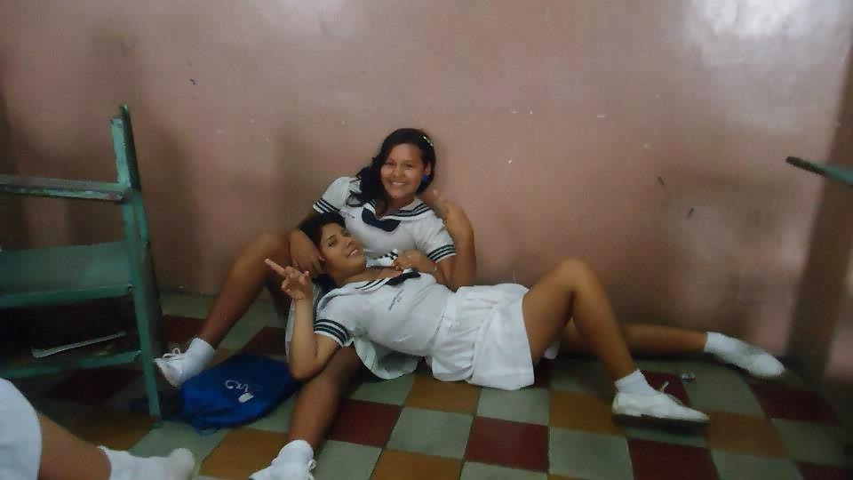 19P Otra mas de colegialas