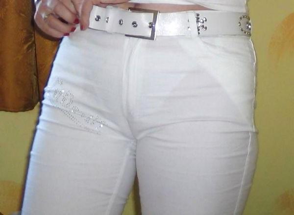 25P Fotze frisst Hose - cameltoe