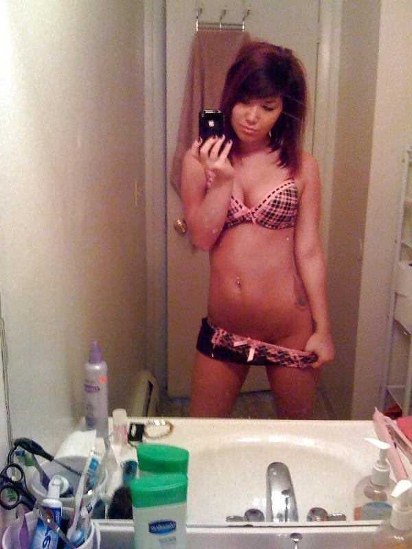 25P Kelsey the Hooters Girl