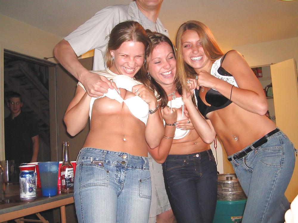 25P Show Your Tits 114