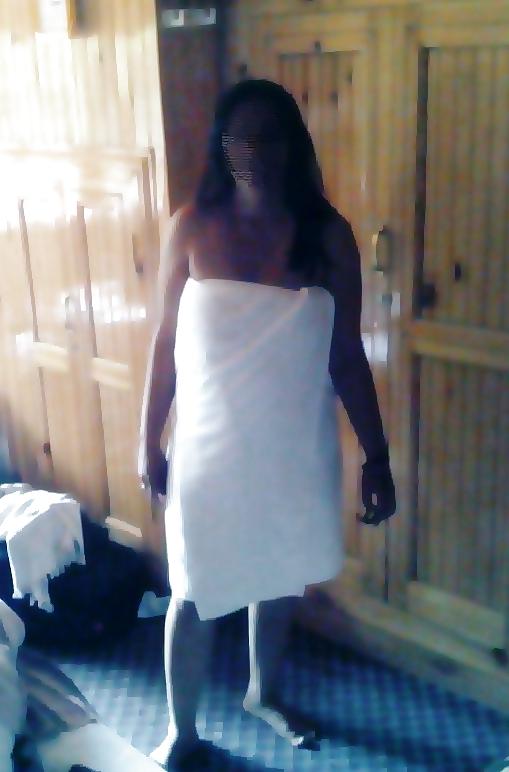 25P Sexy n Voluptuous Indian housewife