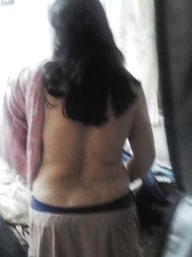 25P Sexy n Voluptuous Indian housewife