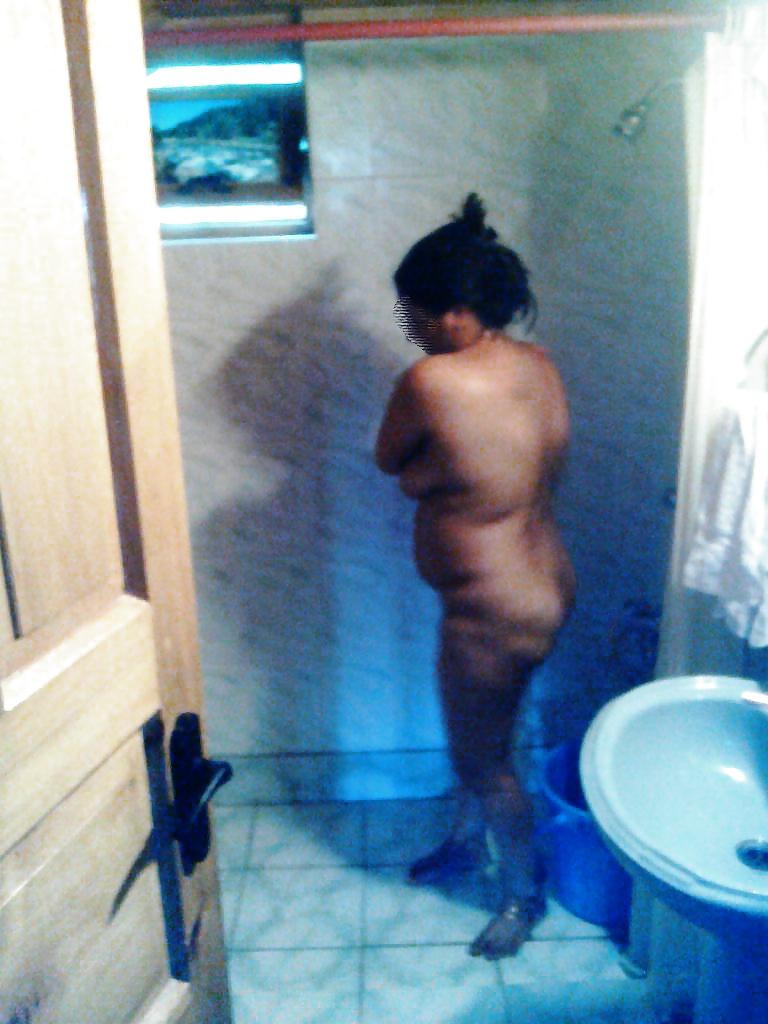 25P Sexy n Voluptuous Indian housewife