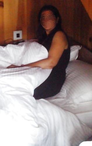 25P Sexy n Voluptuous Indian housewife