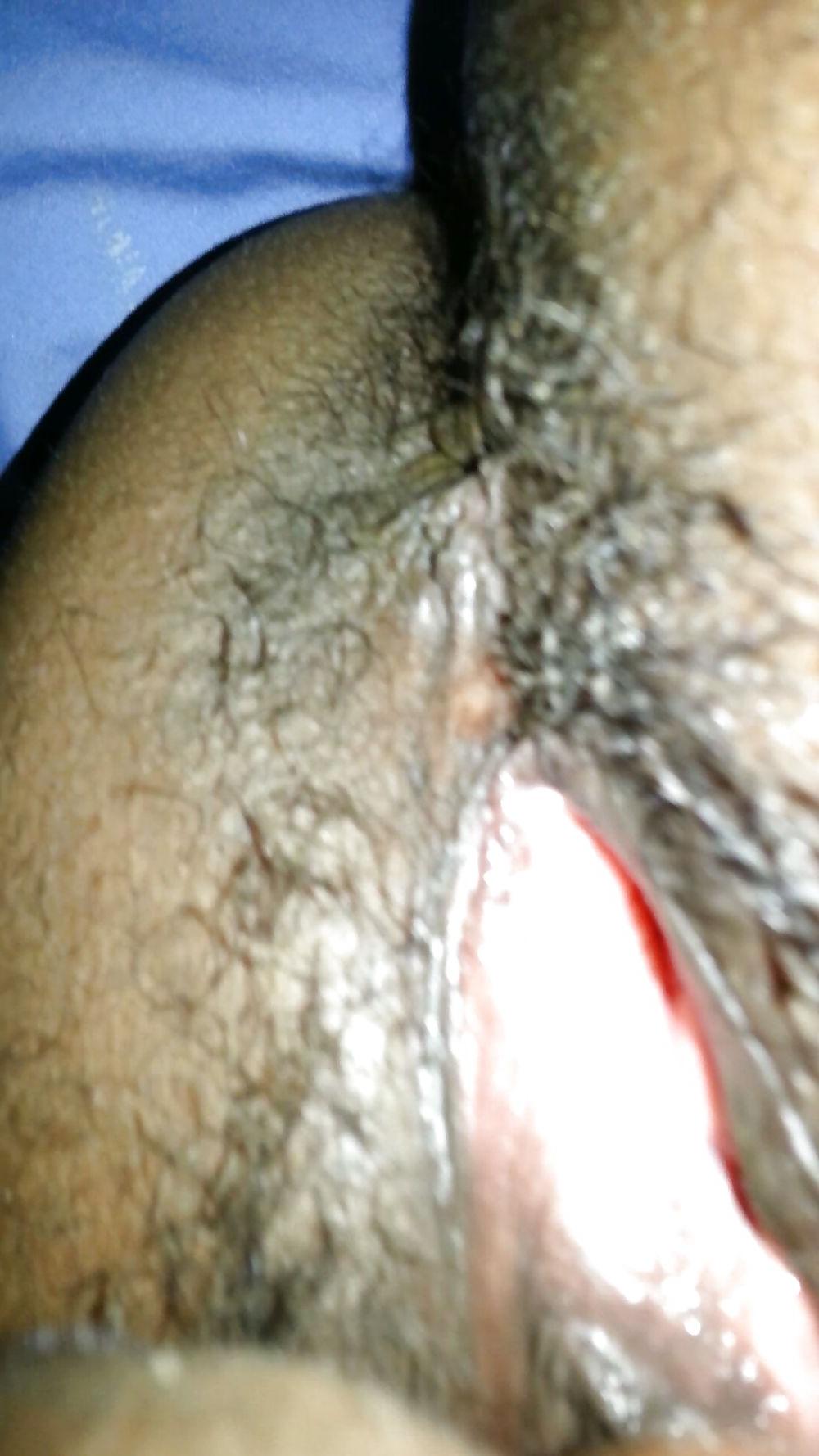 25P Wife's open pussy fingered