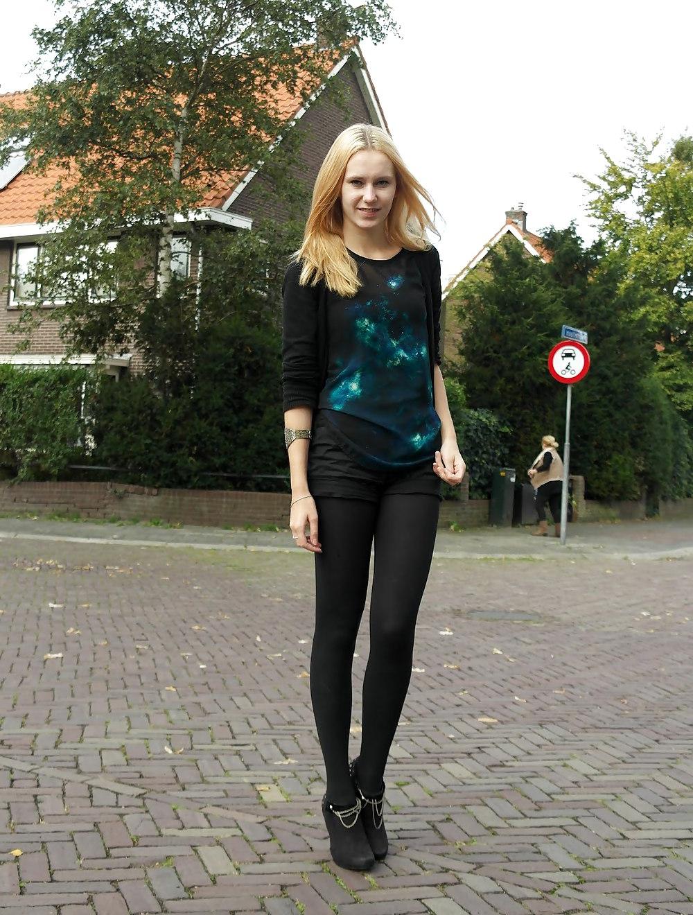 19P Pantyhose and Shorts