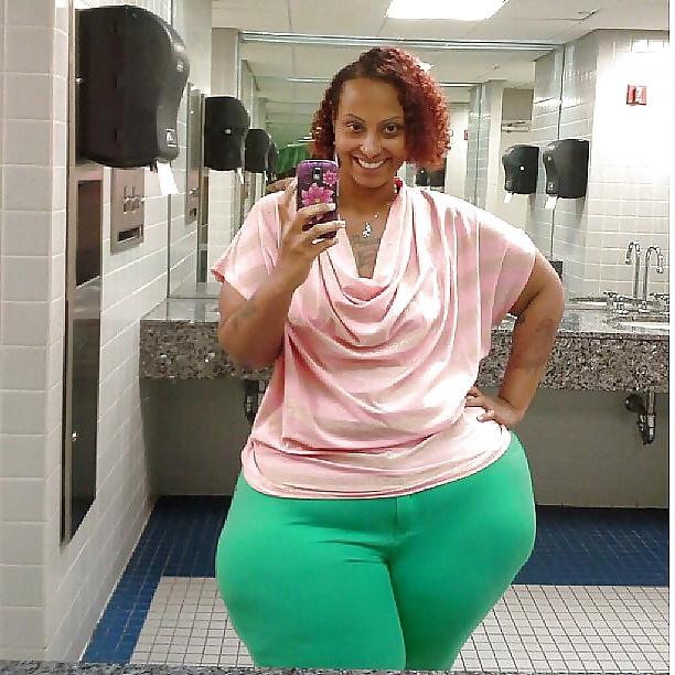 24P Little bit of women with a lot of wide....