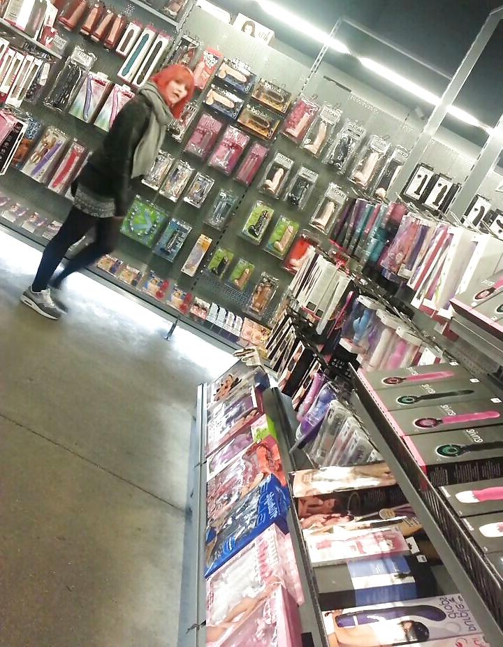 4P Porn shop
