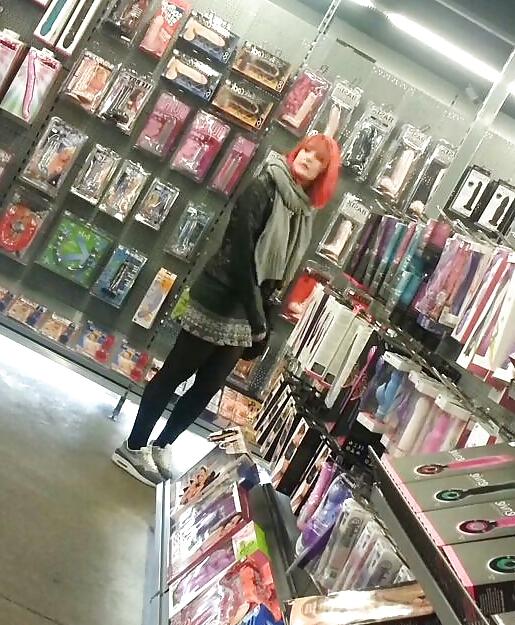4P Porn shop