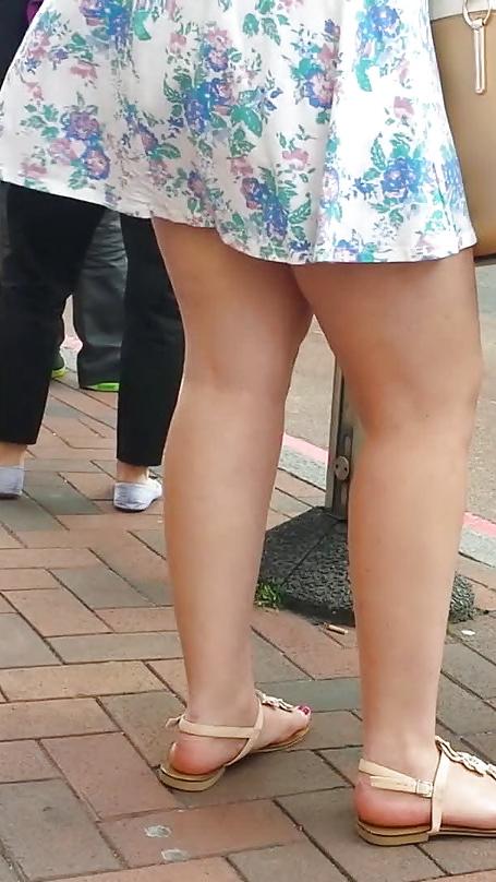 25P Taskmasters Travels 11: Teen in short dress on windy day