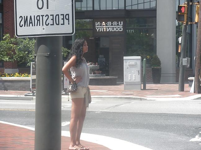 25P Girls on the street