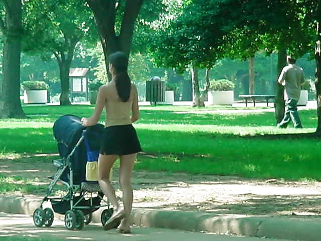 25P Girls on the street